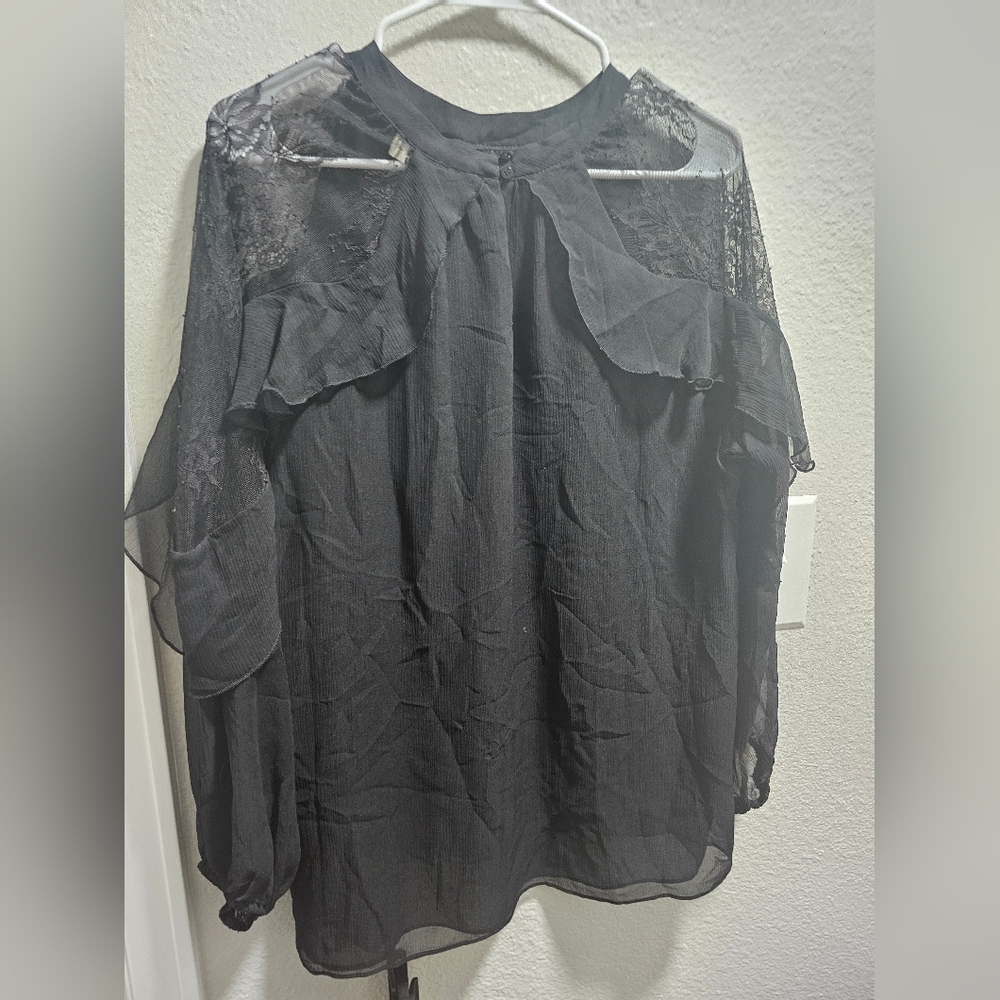 Royal Project Blouse - Picture 2 of 4